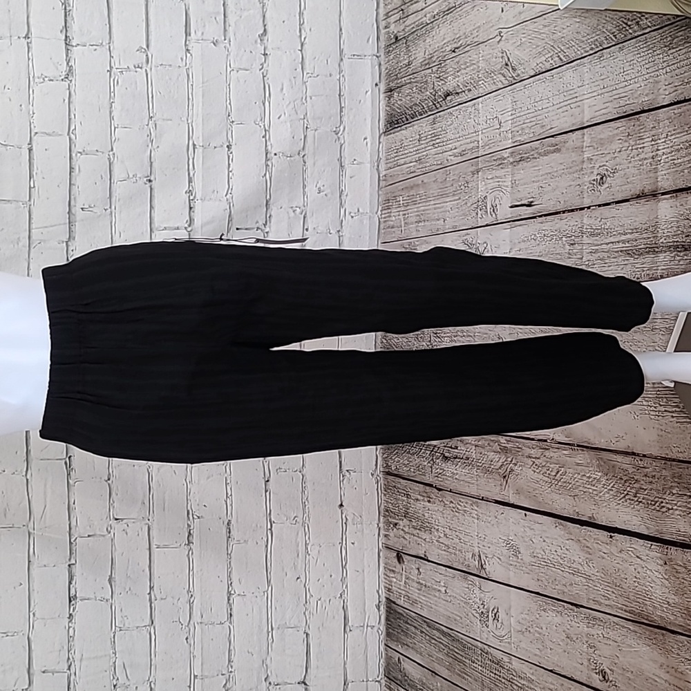 Callahan Cotton Blend High Rise Straight Leg Pull On Jade Pants in Black - NWT